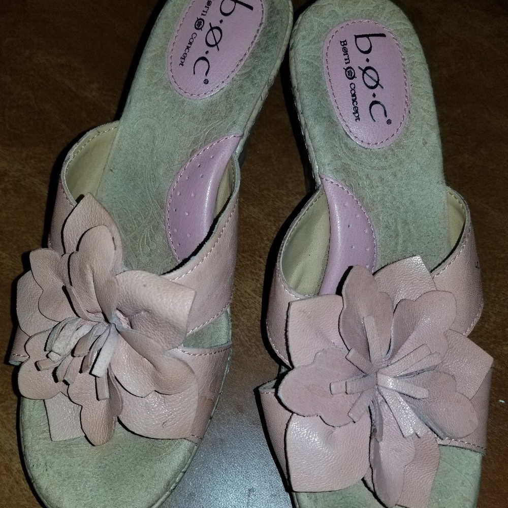 B.O.C Rose Pink Wedge Sandals